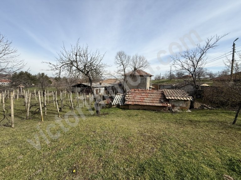 Къща за продажба Велико Търново област с.Самоводене - Photo 2