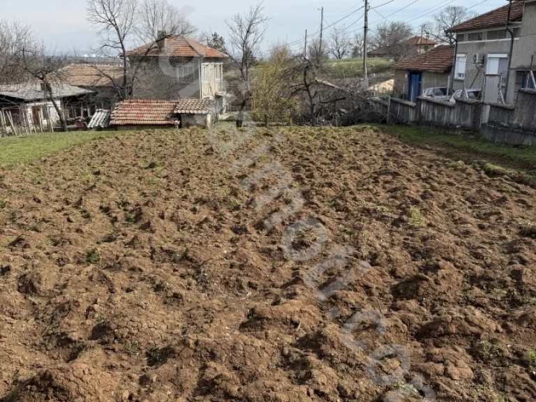 Къща за продажба Велико Търново област с.Самоводене