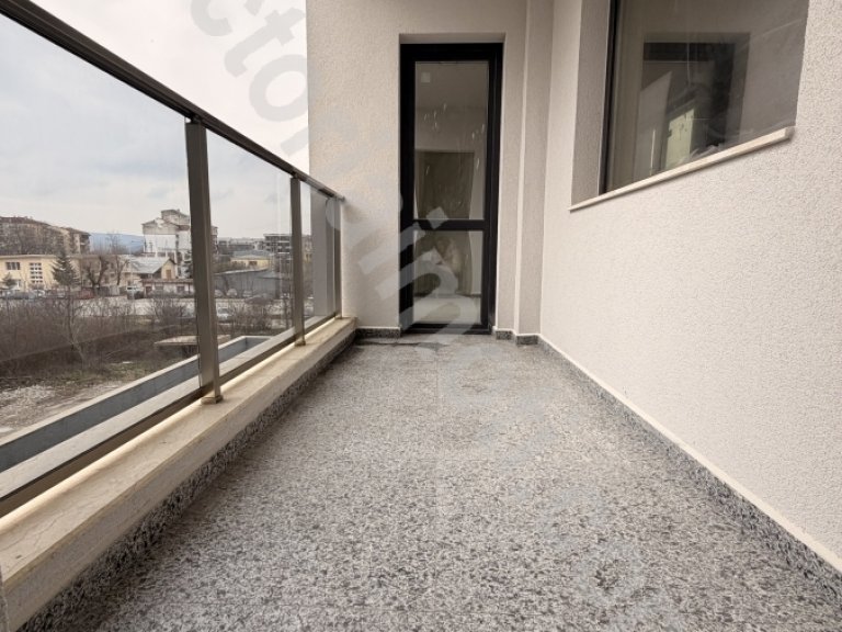 Тристаен апартамент за продажба Велико Търново Бузлуджа - Photo 7