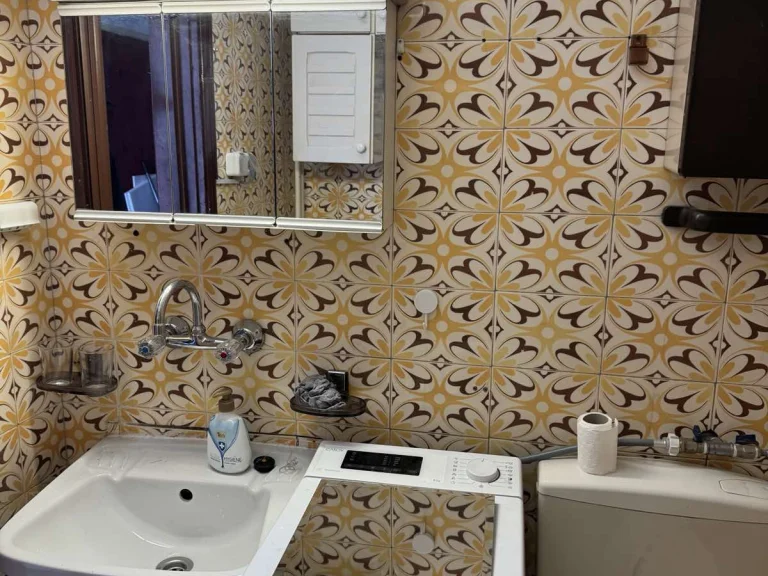 Едностаен апартамент дава под наем София Банишора