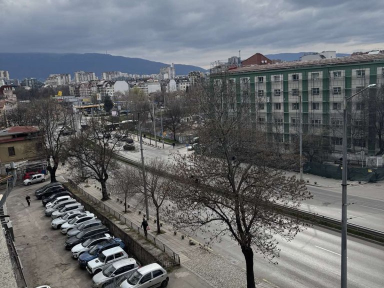 Едностаен апартамент дава под наем София Банишора - Photo 9