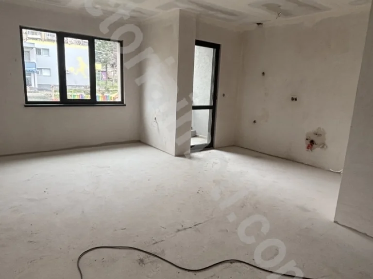 Тристаен апартамент за продажба Велико Търново Колю Фичето