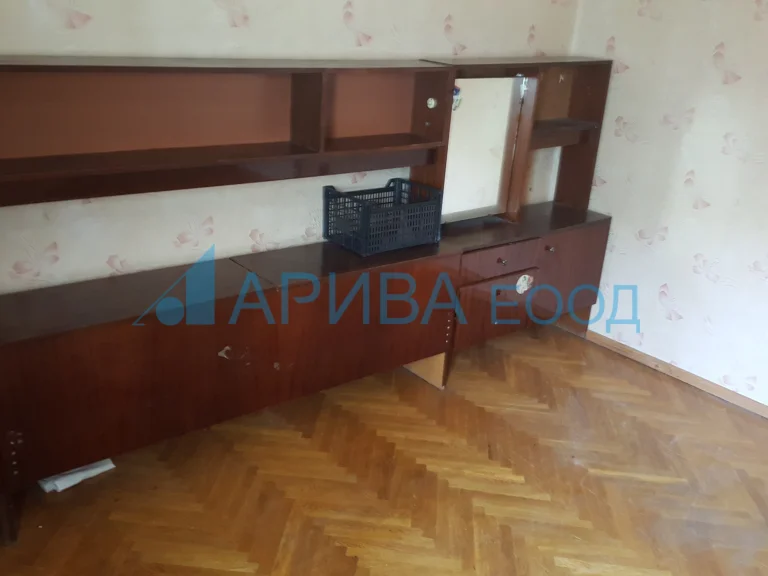 Üç Artı Bir Daire satılık Haskovo Badema