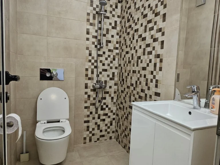 Двустаен апартамент дава под наем София Люлин 9