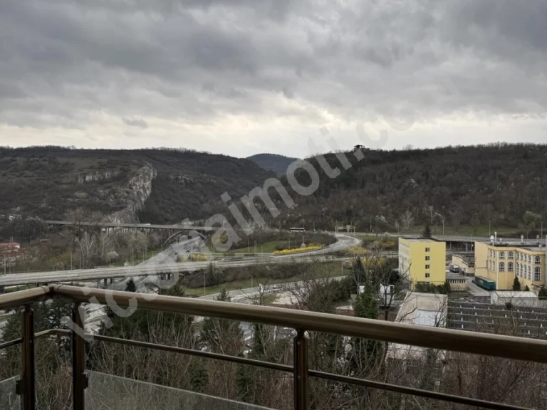 Двустаен апартамент за продажба Велико Търново Център