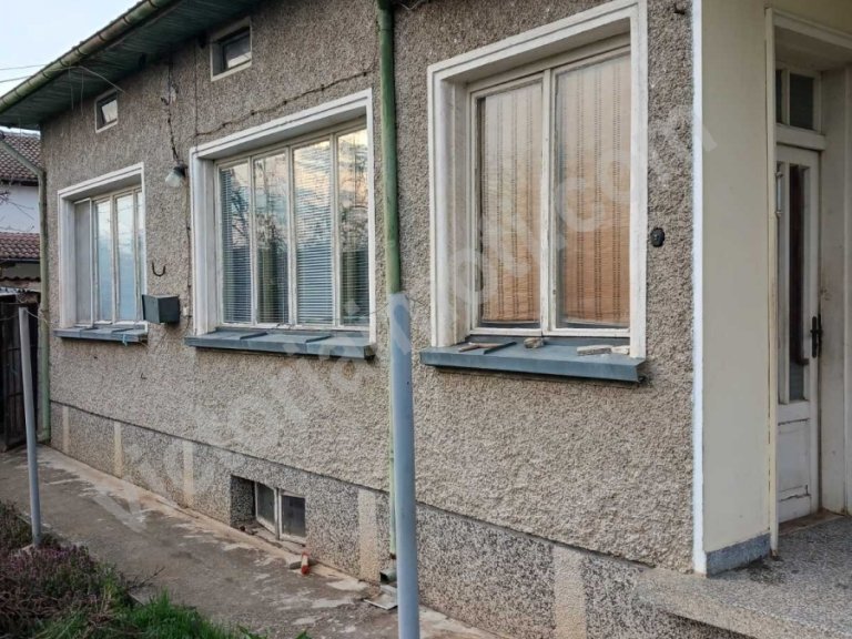 Къща за продажба Велико Търново област гр.Бяла Черква