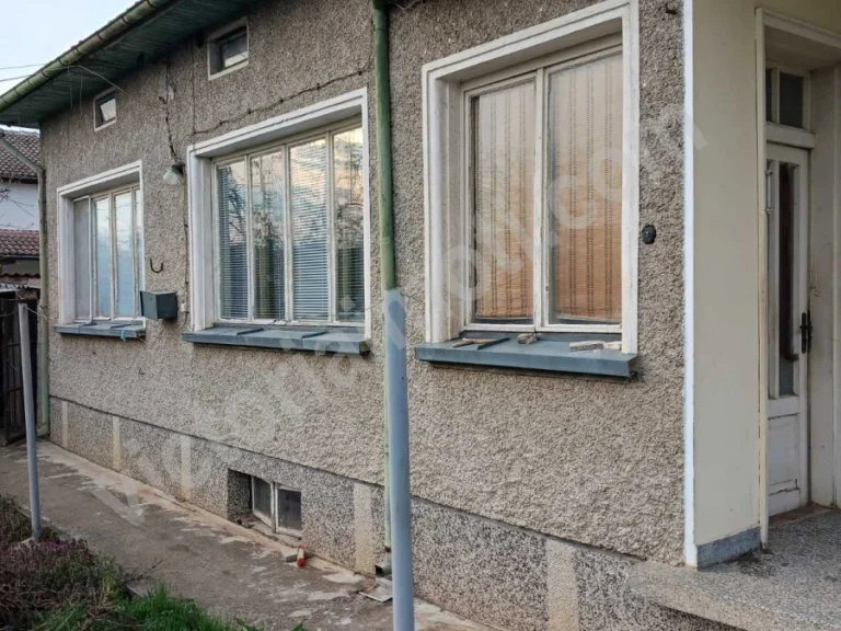 Къща за продажба Велико Търново област гр.Бяла Черква