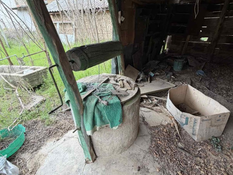 Къща за продажба Пловдив област с.Стрелци - Photo 2