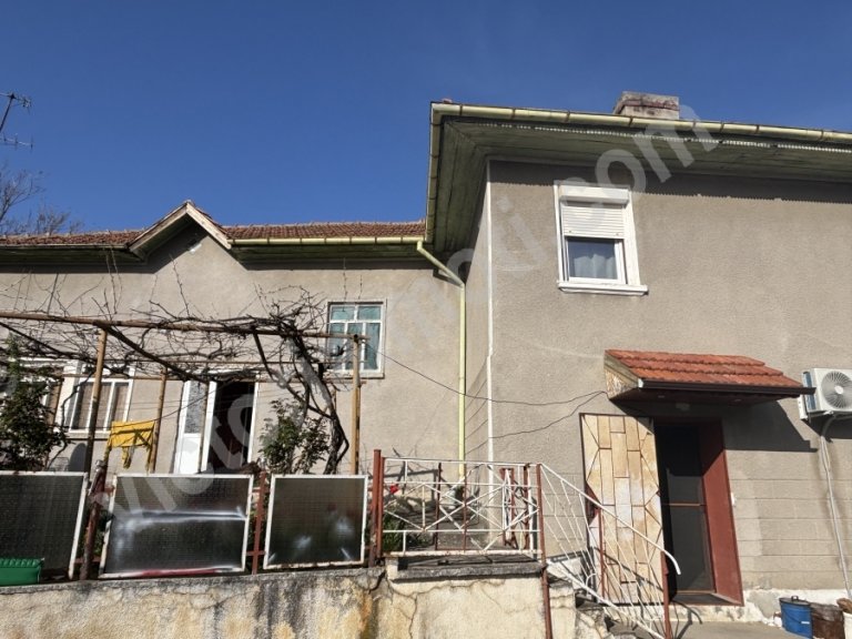 Къща за продажба Велико Търново област с.Пчелище