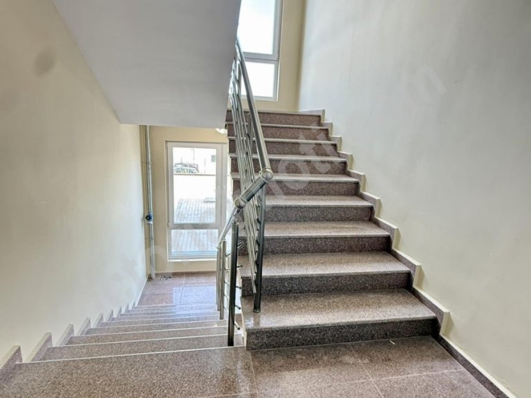 Üç Artı Bir Daire satılık Veliko Tarnovo Kartala - Photo 9