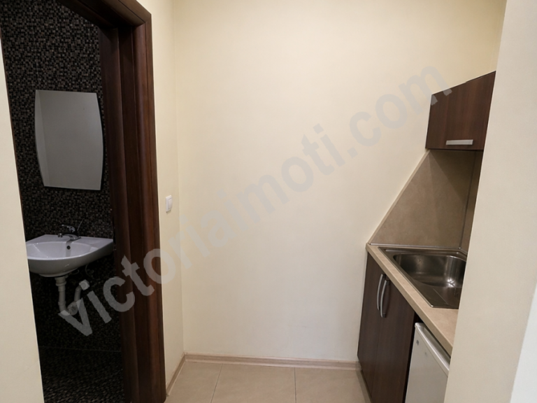 Офис за продажба Велико Търново Център - Photo 3