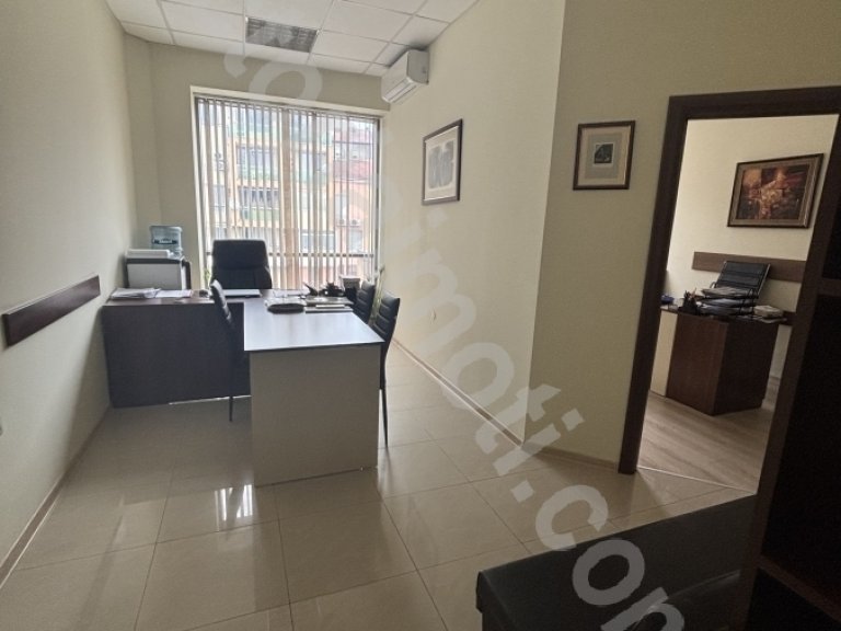 Офис за продажба Велико Търново Център - Photo 7