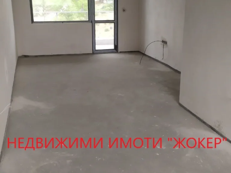 Тристаен апартамент за продажба Велико Търново Бузлуджа