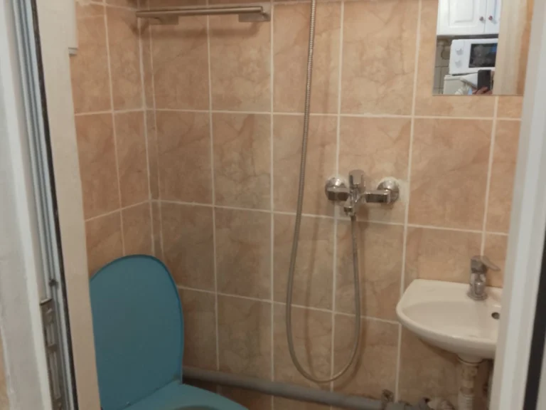 Едностаен апартамент дава под наем Варна Колхозен Пазар