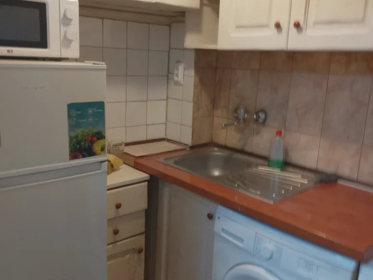 Едностаен апартамент дава под наем Варна Колхозен Пазар