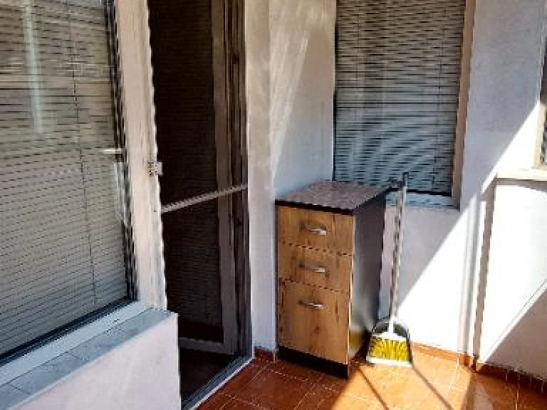 Двустаен апартамент дава под наем Варна Център