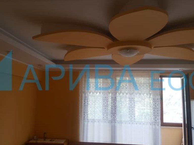 Двустаен апартамент дава под наем Хасково Бадема - Photo 2