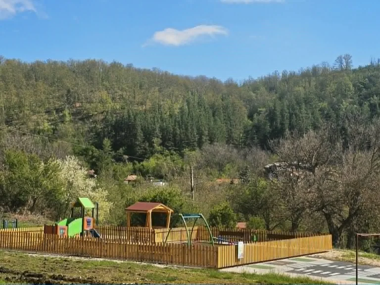 Ev satılık Pernik oblast S.lobosh