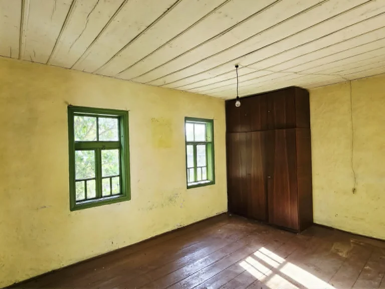 Къща за продажба Перник област с.Гълъбник