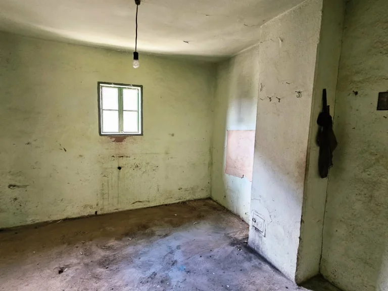 Къща за продажба Перник област с.Гълъбник