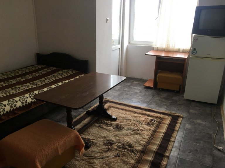 Едностаен апартамент дава под наем Пловдив Каменица 1 - Photo 3