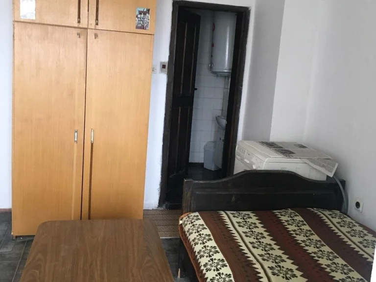 Едностаен апартамент дава под наем Пловдив Каменица 1