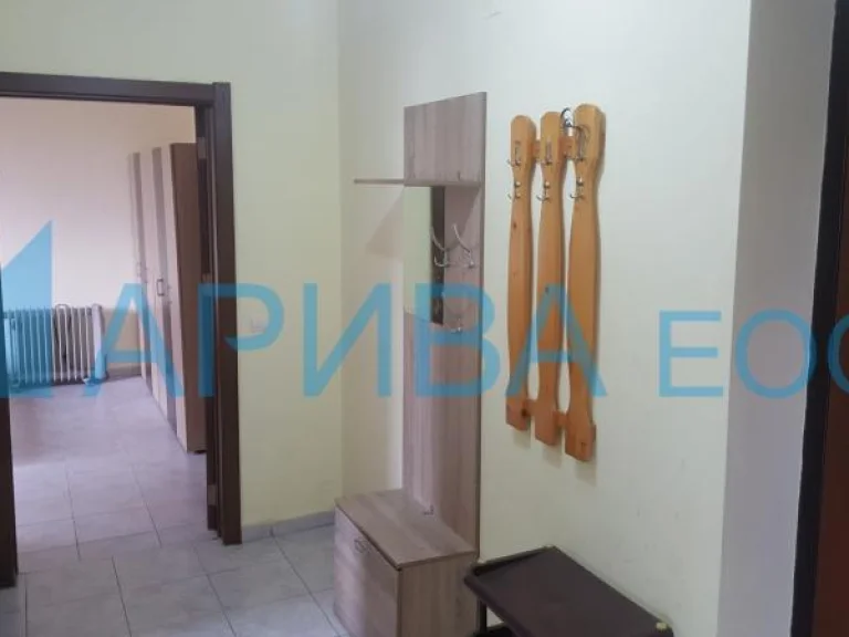 Двустаен апартамент дава под наем Хасково Център