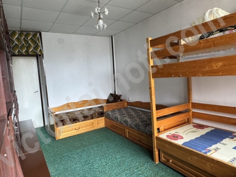 Тристаен апартамент за продажба Велико Търново Център - Photo 3