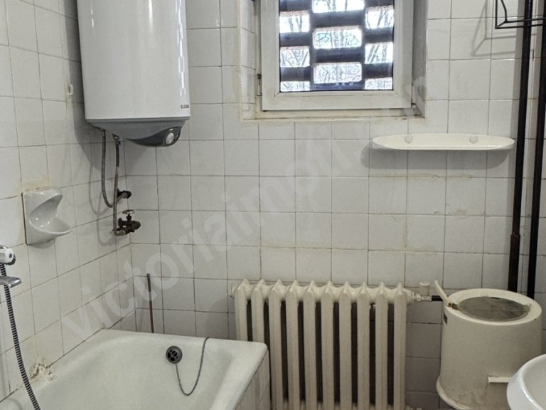 Тристаен апартамент за продажба Велико Търново Център - Photo 9