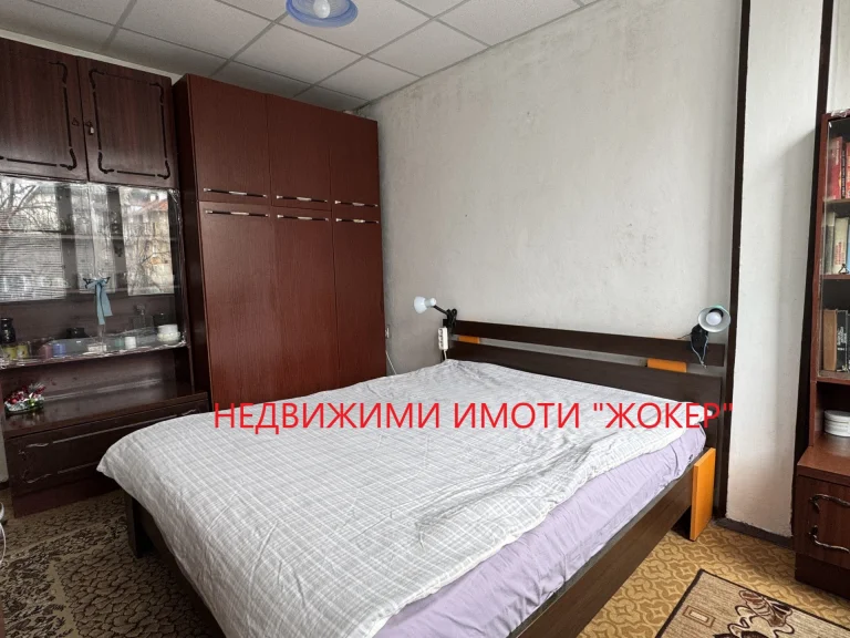 Тристаен апартамент за продажба Велико Търново Център