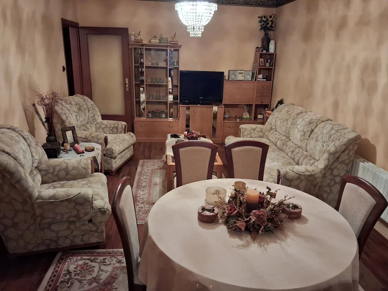 Тристаен апартамент за продажба София Младост 4