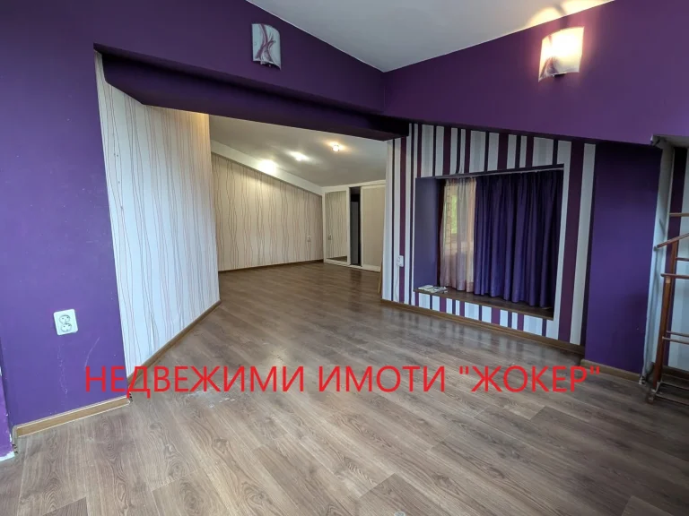 Четиристаен апартамент за продажба Велико Търново Център