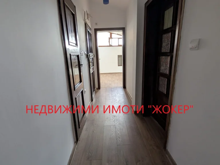 Четиристаен апартамент за продажба Велико Търново Център