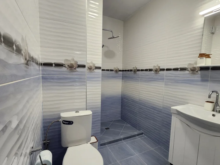 Three Room Apartment for rent Sofia Krastova Vada