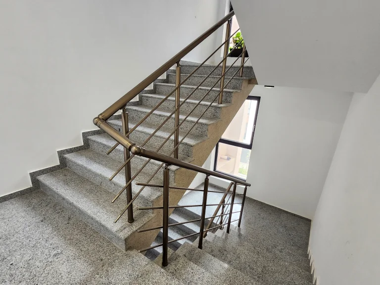 Three Room Apartment for rent Sofia Krastova Vada