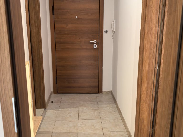 Двустаен апартамент дава под наем Пловдив Център - Photo 3
