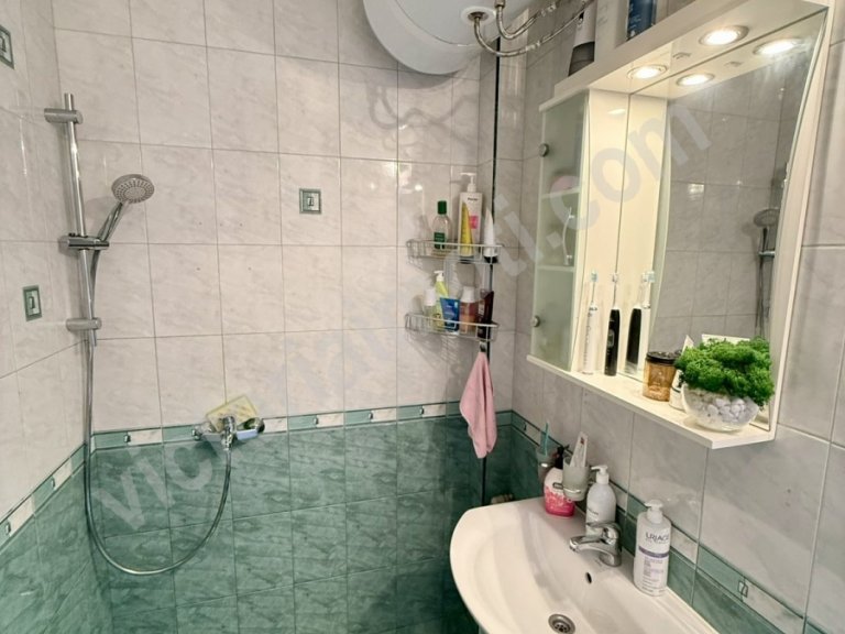 Тристаен апартамент за продажба Велико Търново Бузлуджа - Photo 7
