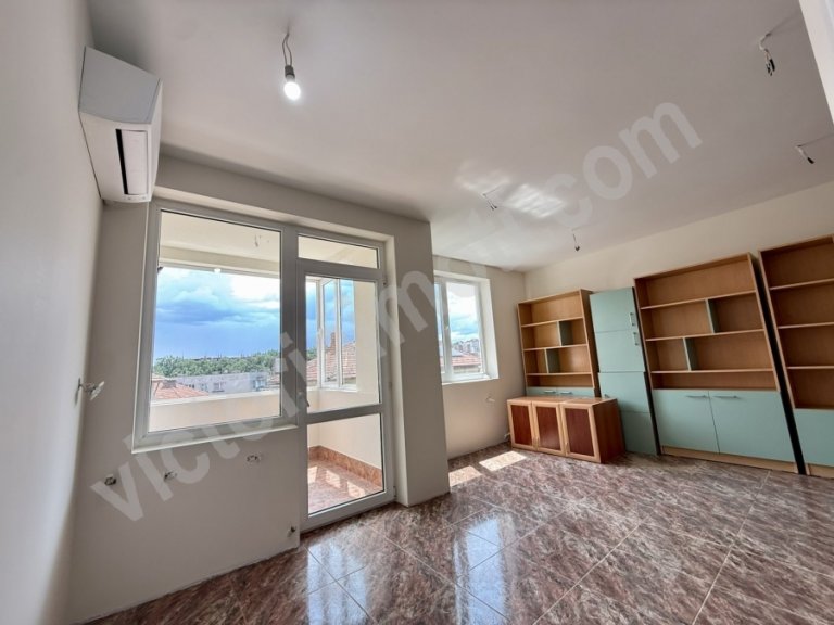 Тристаен апартамент за продажба Велико Търново Център - Photo 2