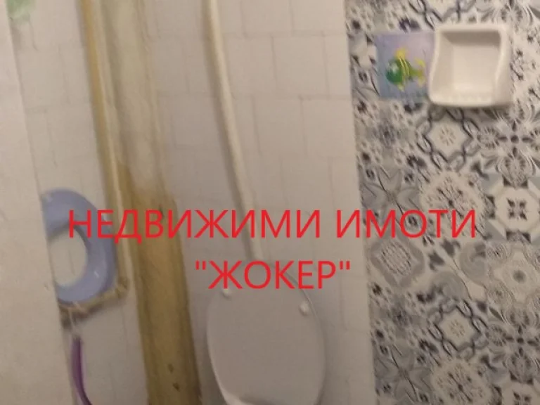 Четиристаен апартамент за продажба Велико Търново област гр.Свищов