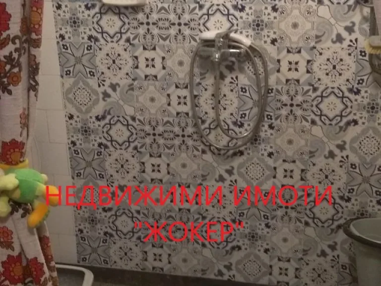 Четиристаен апартамент за продажба Велико Търново област гр.Свищов