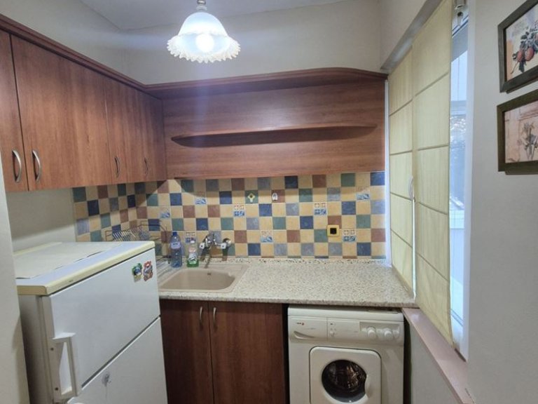 One Room Apartment for rent Plovdiv Vastanicheski - Photo 4