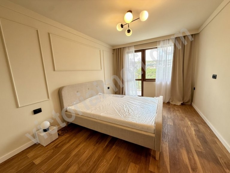 Тристаен апартамент за продажба Велико Търново Център - Photo 1