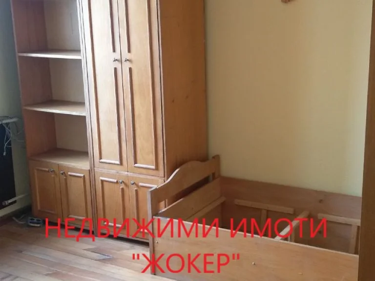 Тристаен апартамент за продажба Велико Търново бул. Никола Габровски