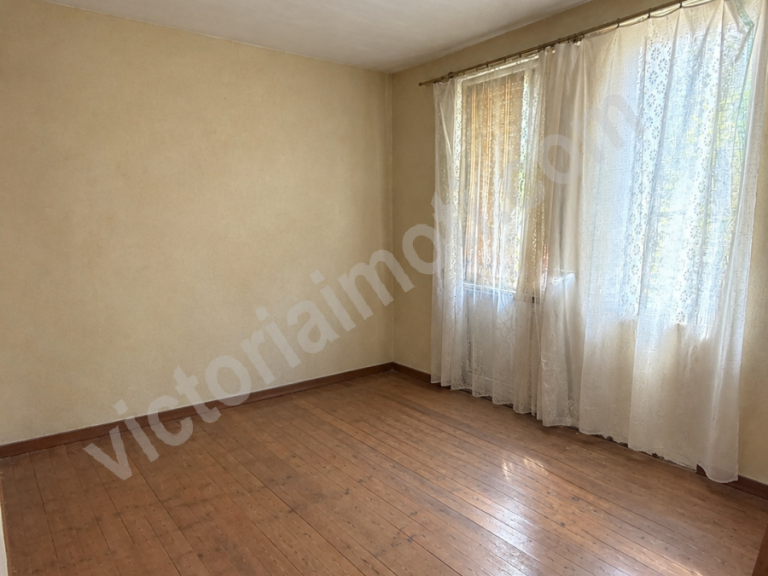 Тристаен апартамент за продажба Велико Търново област с.Присово - Photo 2