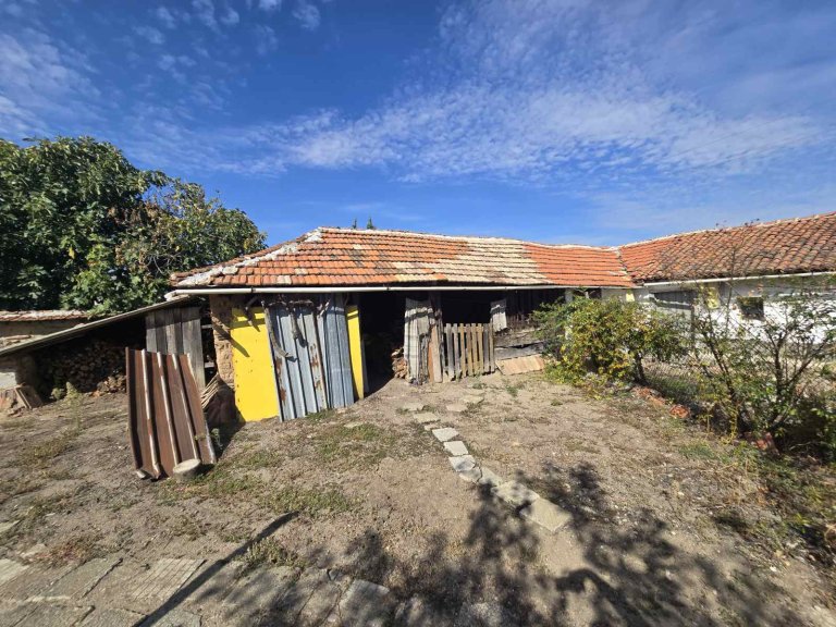 Къща за продажба Пловдив област с.Стрелци - Photo 6