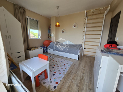 Тристаен апартамент за продажба Варна Галата - Photo 15