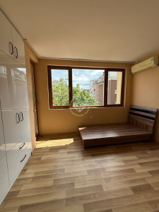 Тристаен апартамент за продажба Варна Център - Photo 8