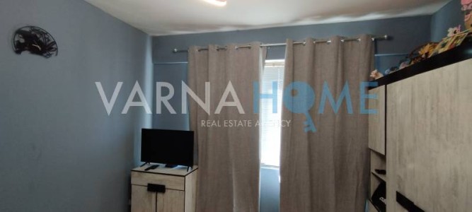 Тристаен апартамент за продажба Варна Владиславово
