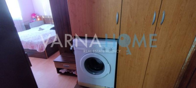 Тристаен апартамент за продажба Варна Владиславово