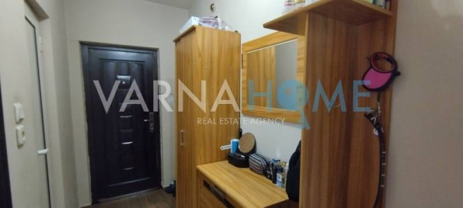 Тристаен апартамент за продажба Варна Владиславово